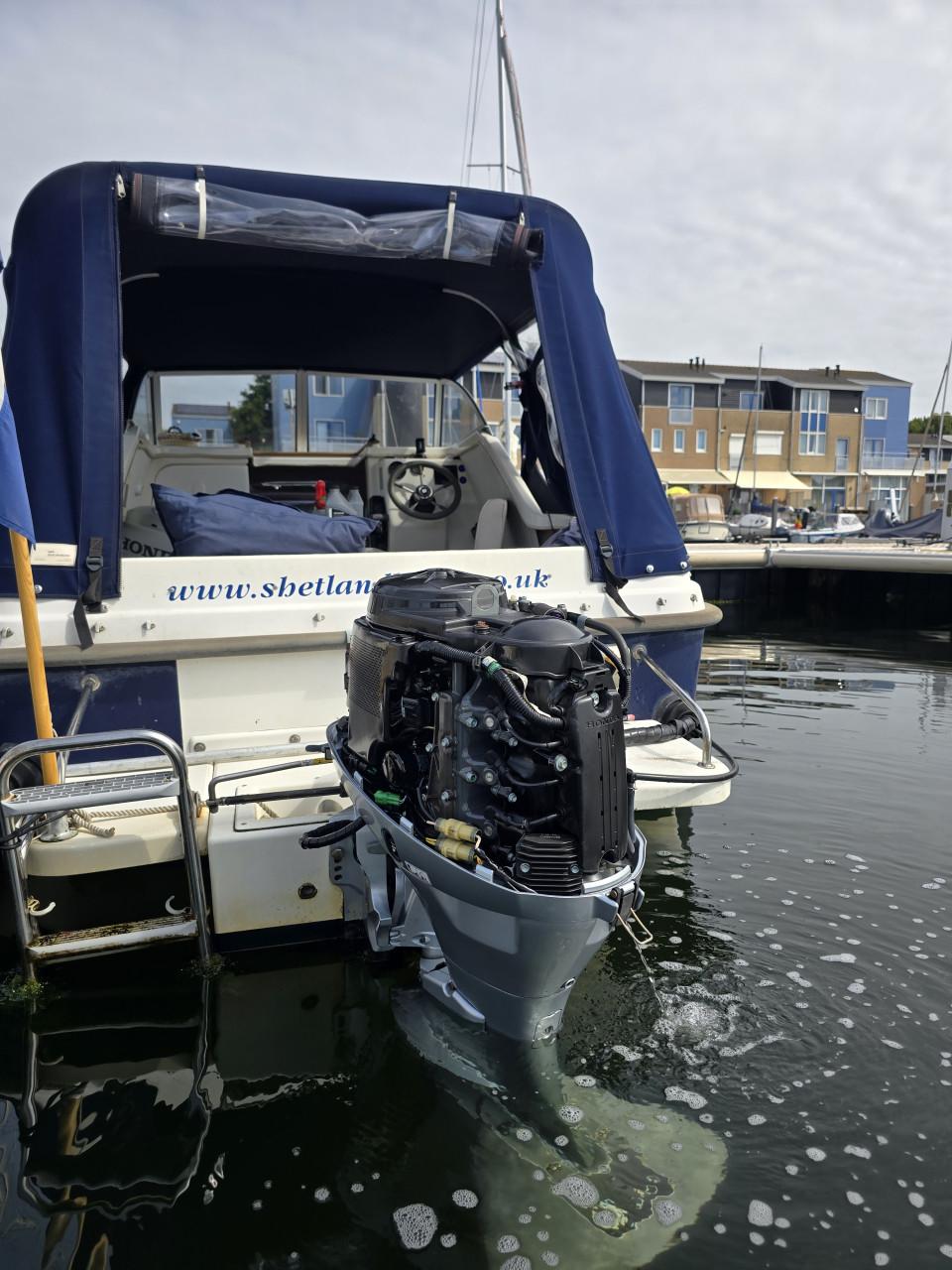 Moterboot
