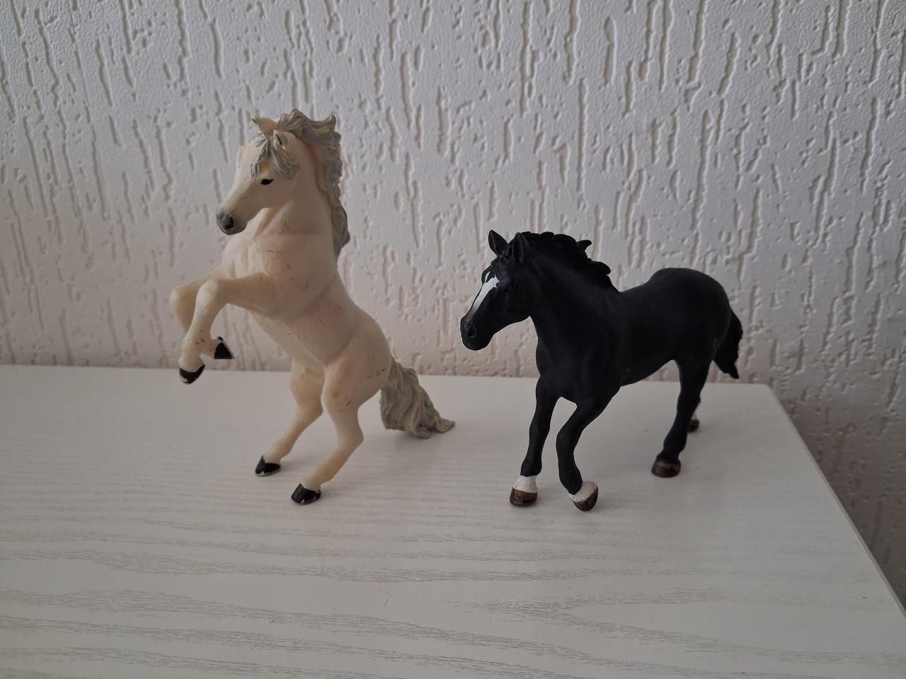 Schleich en papo paarden