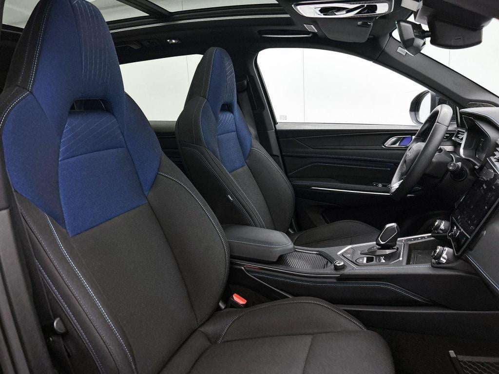 Lynk & Co 01 1.5 | automaat | navigatie | panoramadak | memory seat | infin
