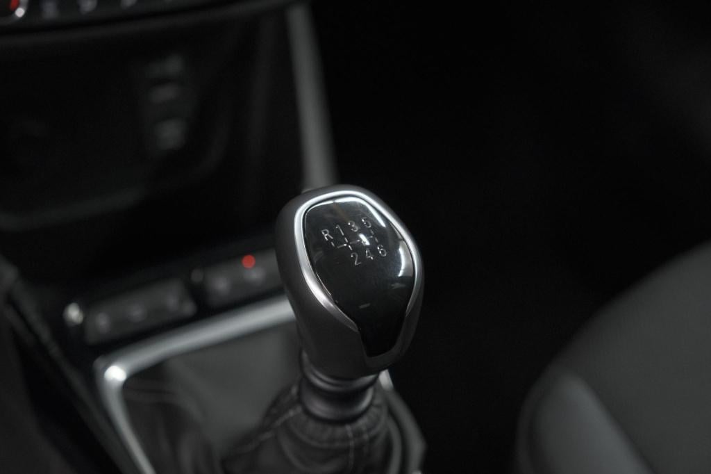 Opel Crossland X turbo 110 gs line | trekhaak | camera | apple carplay | na