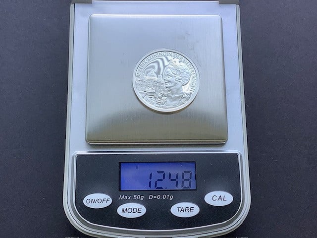 Herdenkingspenning Beatrix Koningin de Nederlanden 1938, zilver.