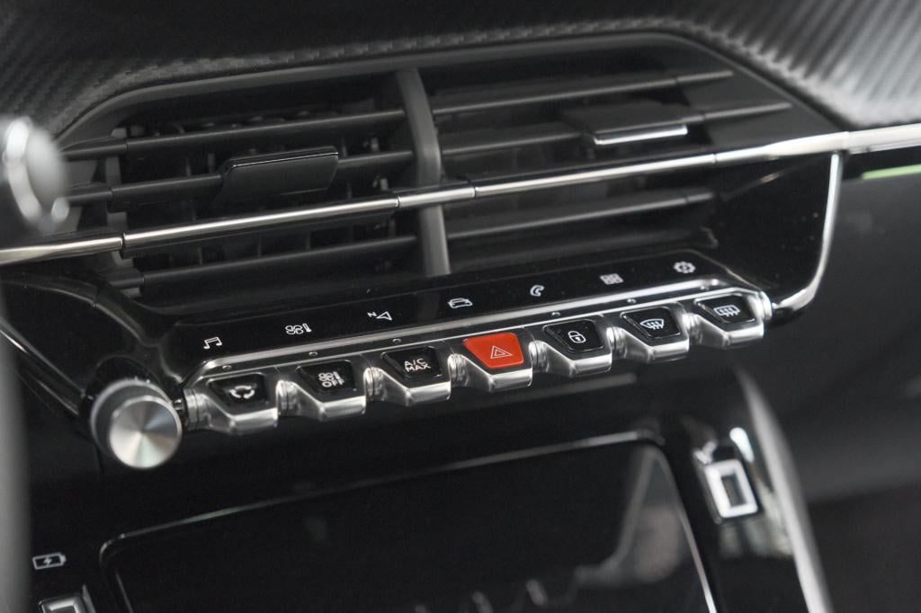 Peugeot 2008 puretech 130 gt | elektrisch panoramadak | camera | dodehoekde