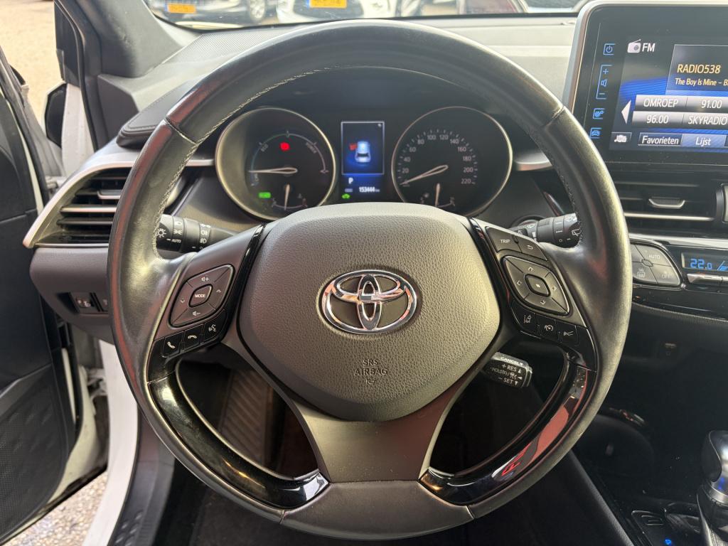 Toyota C-hr 1.8 hybrid dynamic