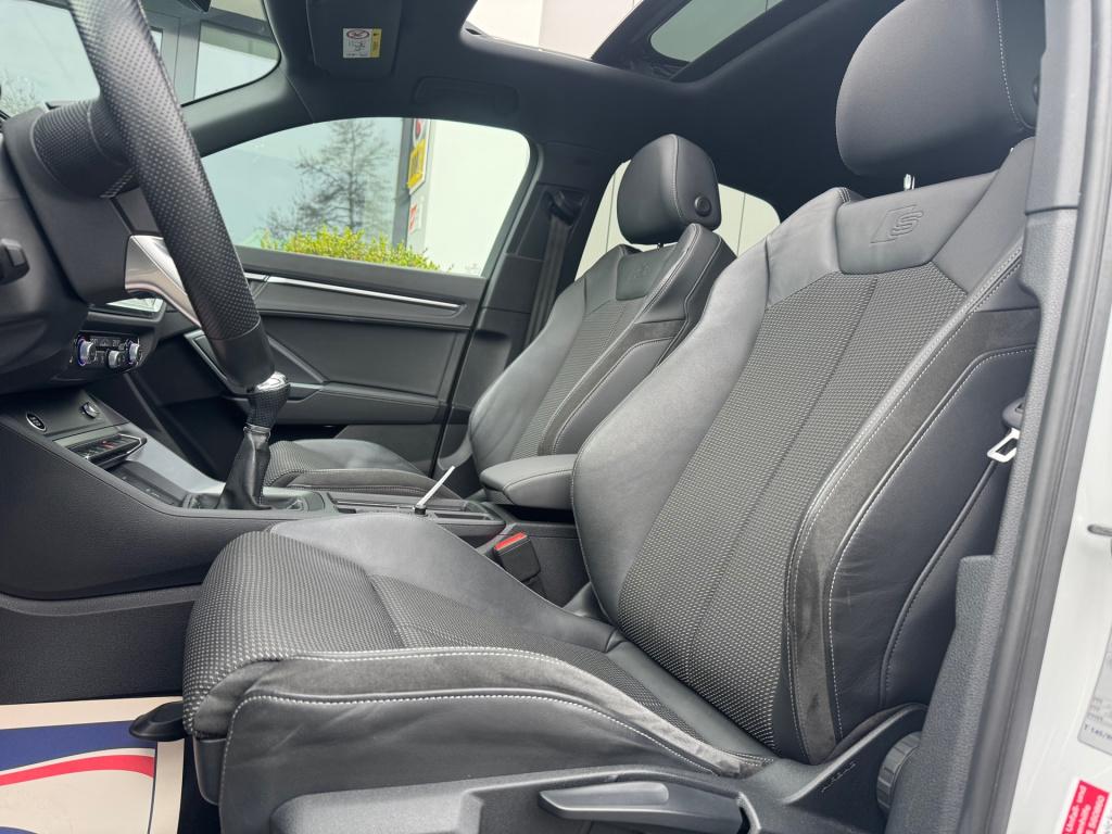 Audi Q3 sportback 35 tfsi s edition * panoramadak * 360 camera * trekhaak