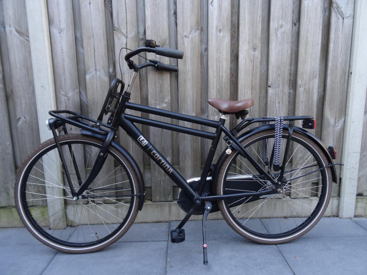 🚲 Cortina U4 Transport Jongensfiets – 26 inch – Zwart ⚫