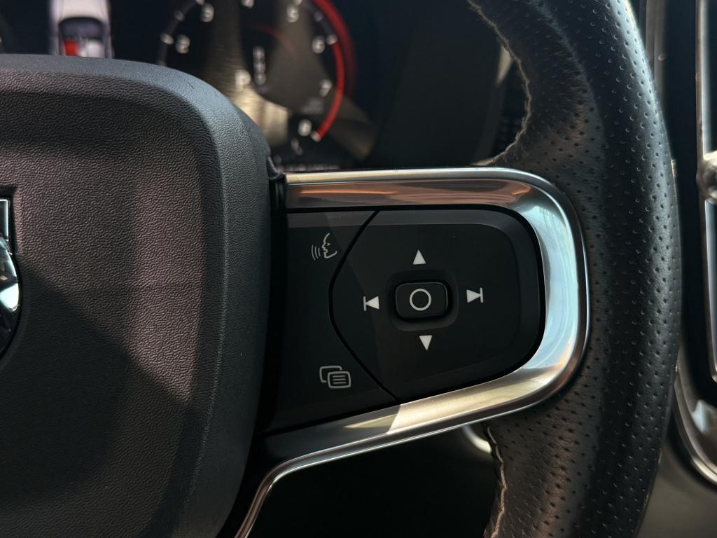 Volvo XC40 2.0 t5 awd r-design | harman kardon | pano | acc | achteruitrijc