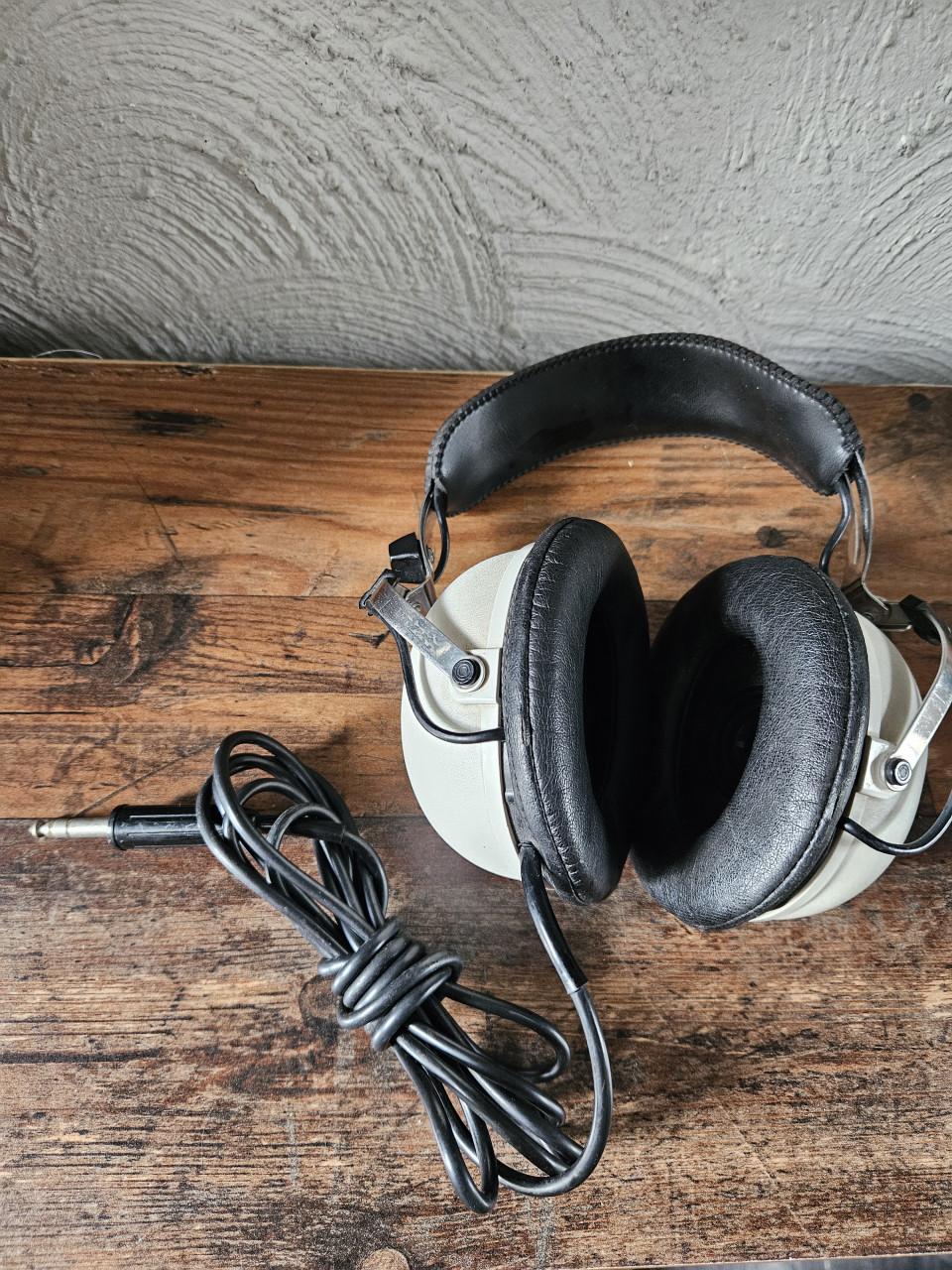 Zgan Pioneer SE-20A BR Vintage Over-ear Koptelefoon