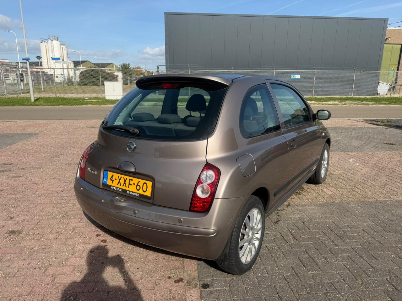 Nissan micra bj 2006 automaat   1400 euro