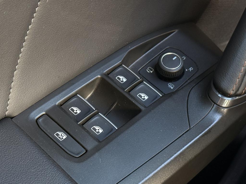 Cupra Formentor 1.5 tsi | beats | acc | achteruitrijcamera | stuur / stoelv