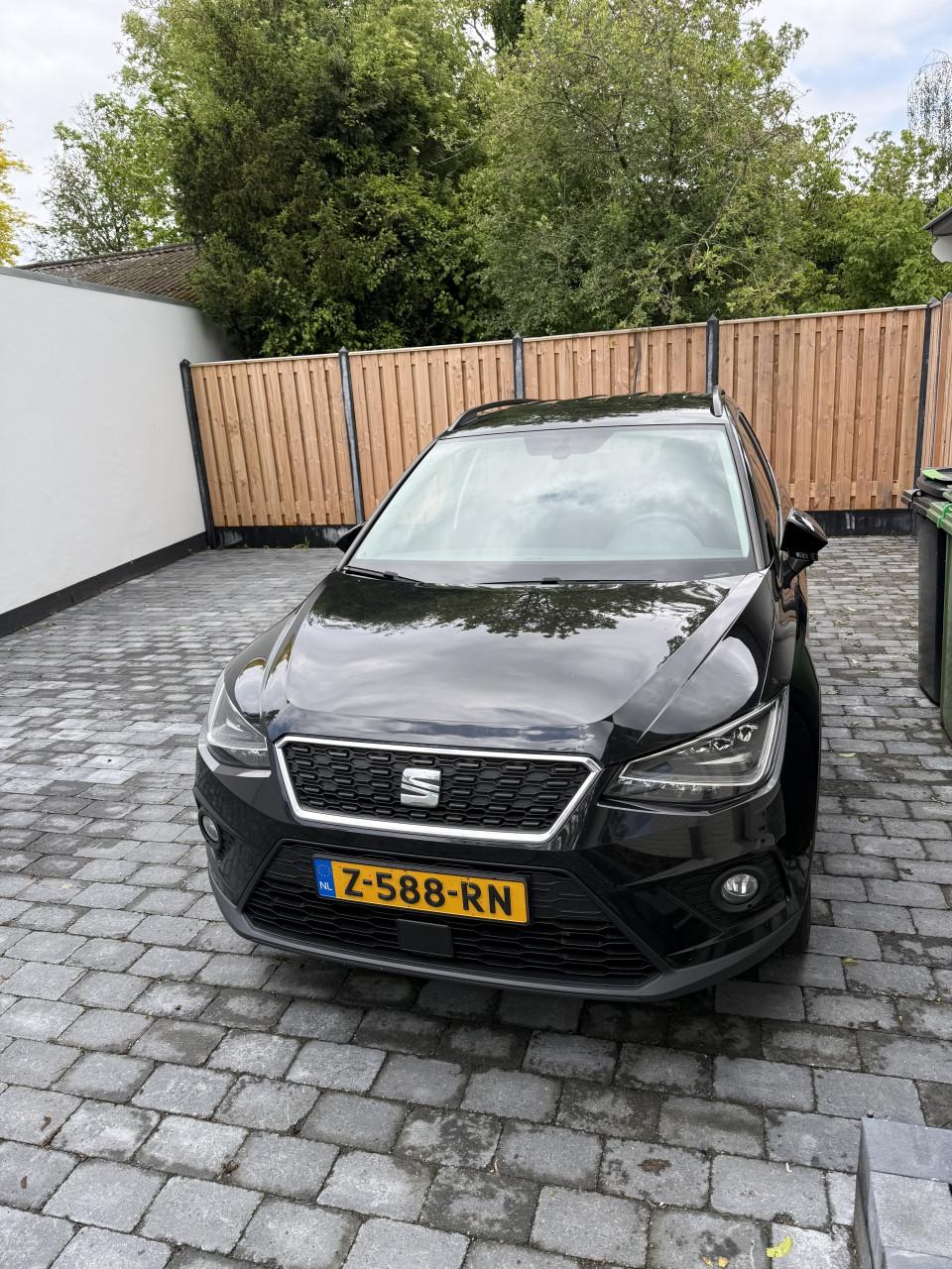 Te Koop: SEAT Arona 1.0 TGI – Zwarte uitvoering – CNG & Benzine