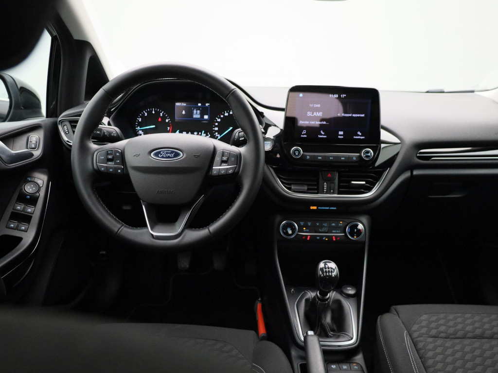 Ford Fiesta 1.0 ecoboost hybrid titanium