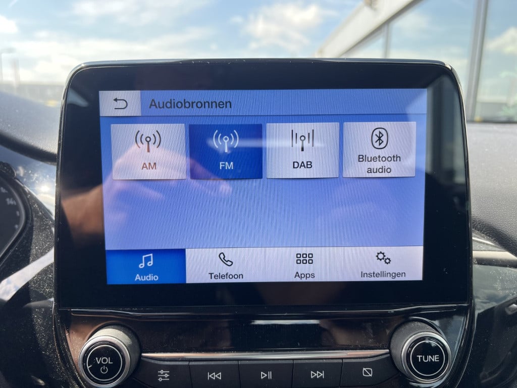 Ford Puma 1.0i ecoboost 95pk connected , carplay , dab , airco , cruise con