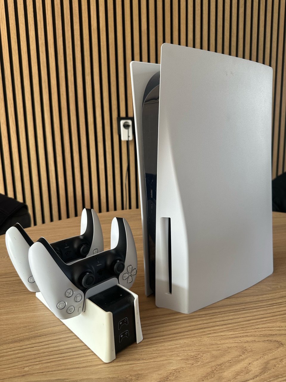 Playstation 5 Disk Editie + 2 controllers