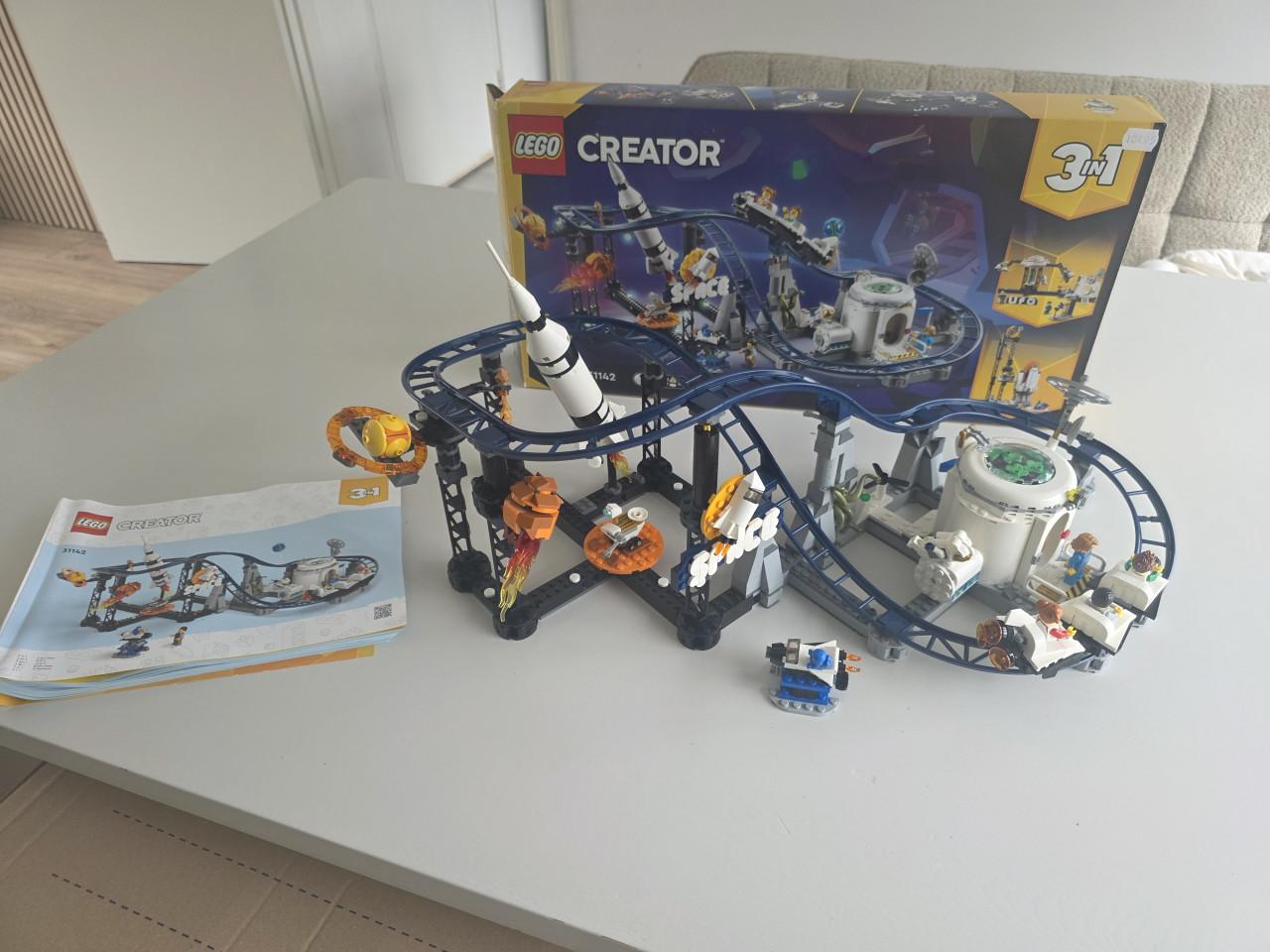 Lego creator 3 in 1