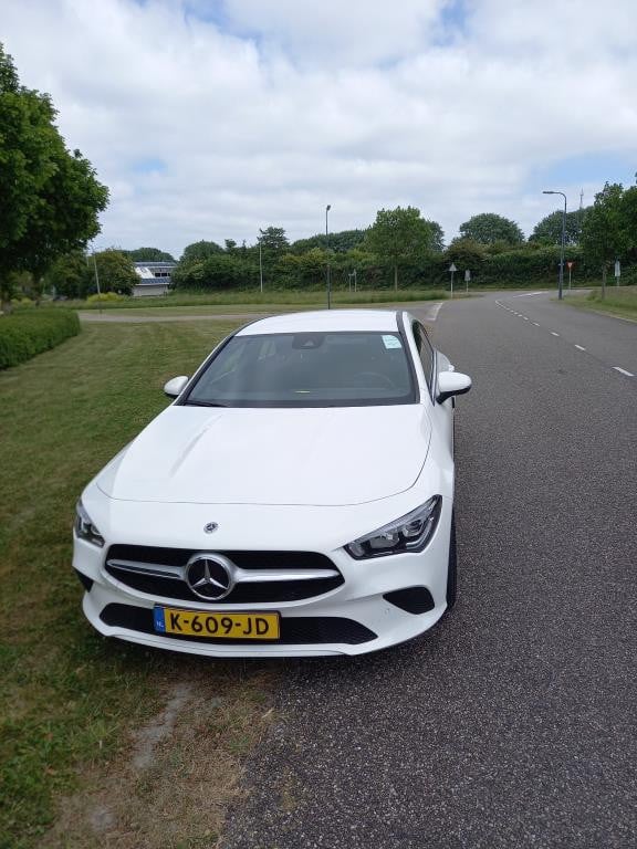 Mercedes-Benz Cla shooting brake 180 business solution