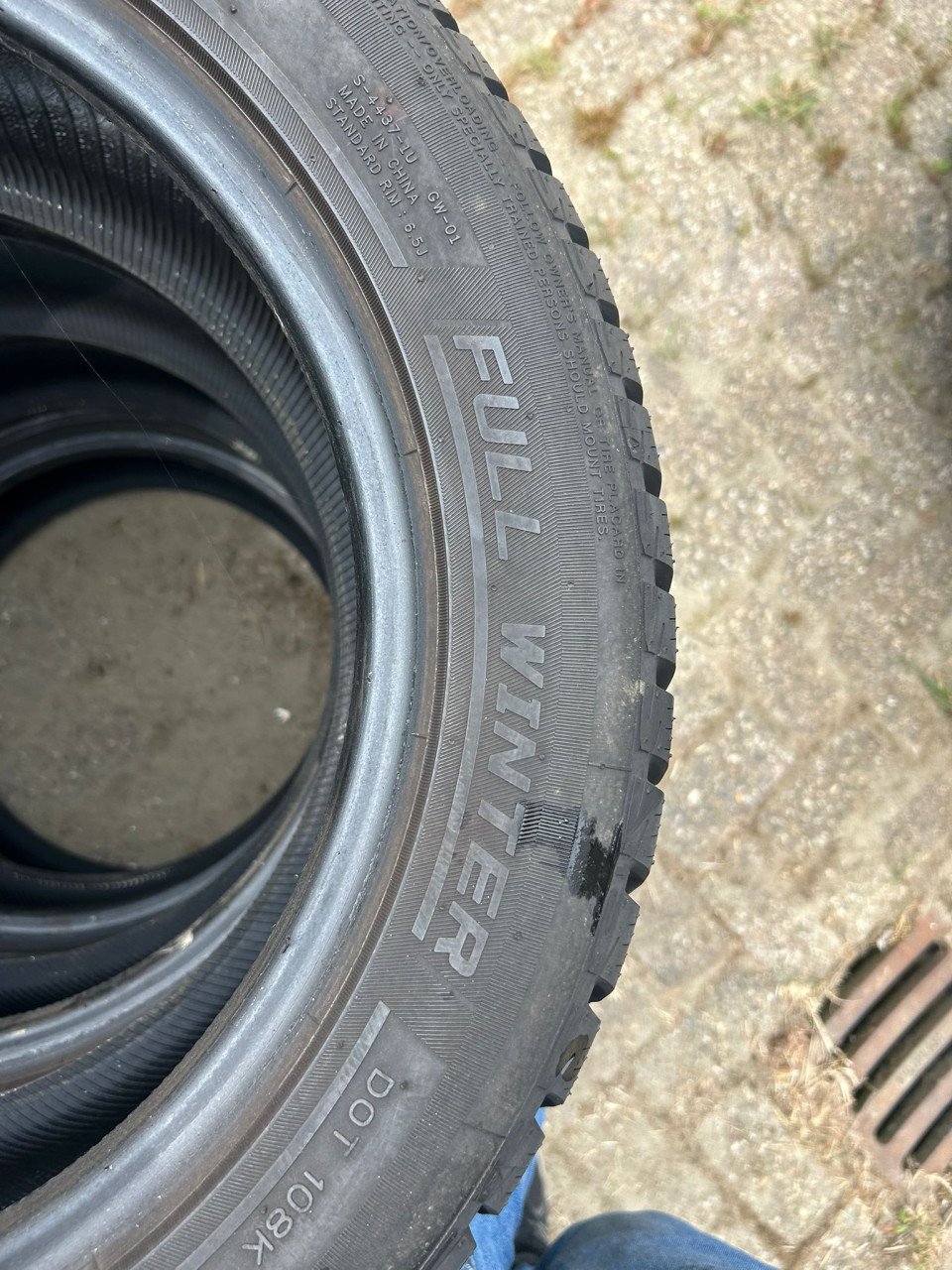 MILESTONE FULLWINTER XL BANDEN 16 INCH