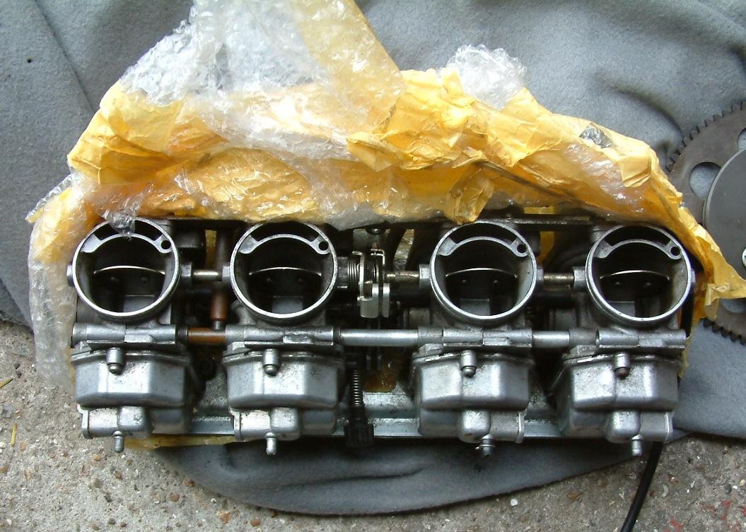 Honda 1979 t/m1984  blok en blok delen voor de enkeling die dat nog zoeken