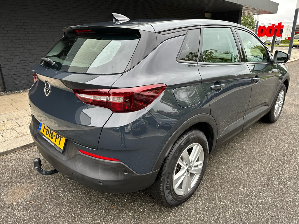 Opel Grandland X 1.2 turbo online ed.