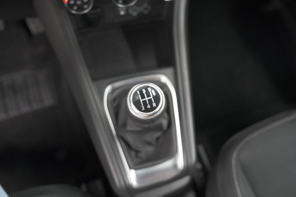 Renault Captur 1.0 tce 100 intens | camera | navigatie | parkeersensoren | 