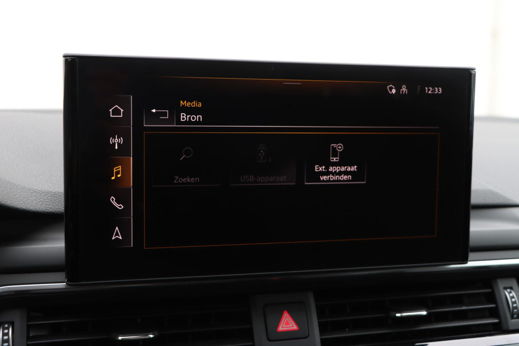 Audi A4 avant 40 tfsi quattro s edition competition 204pk