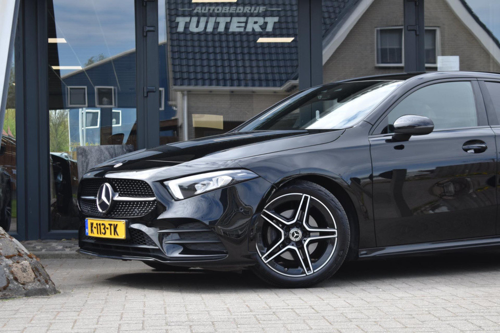 Mercedes-Benz A-Klasse 180 amg night | sfeerverlichting | camera | nap | st