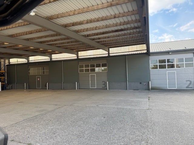 Bedrijfshal Kapellebrug te huur 220m2 of meer
