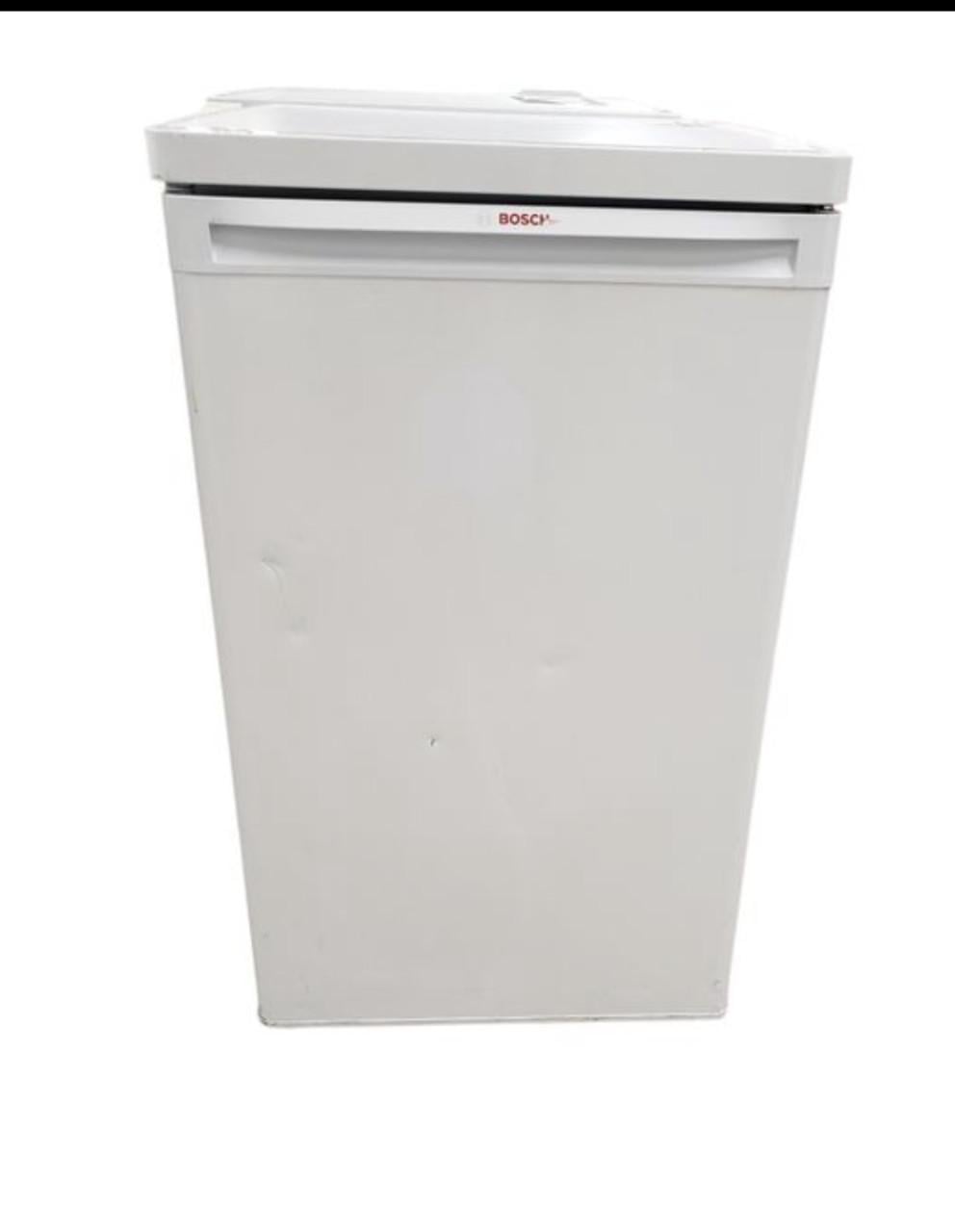 Bosch tafelmodel Koelkast met vriesvak 85x55x60 cm. HBD. Klasse A+