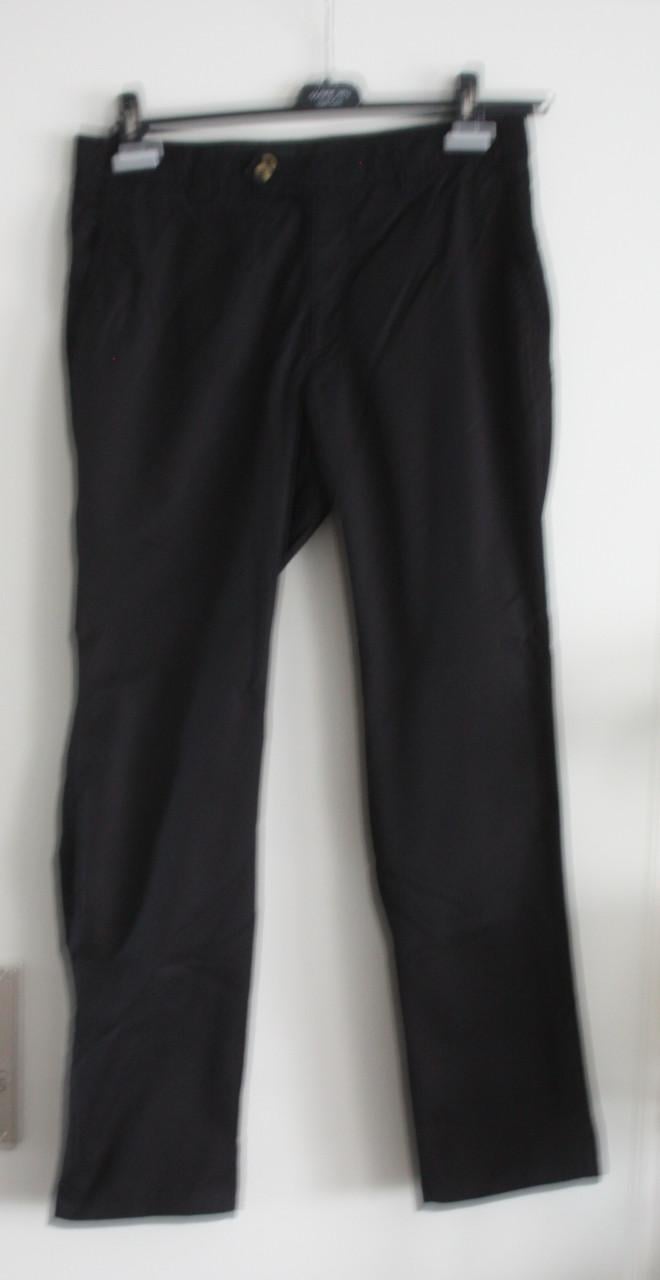 Zwarte pantalon maat 50