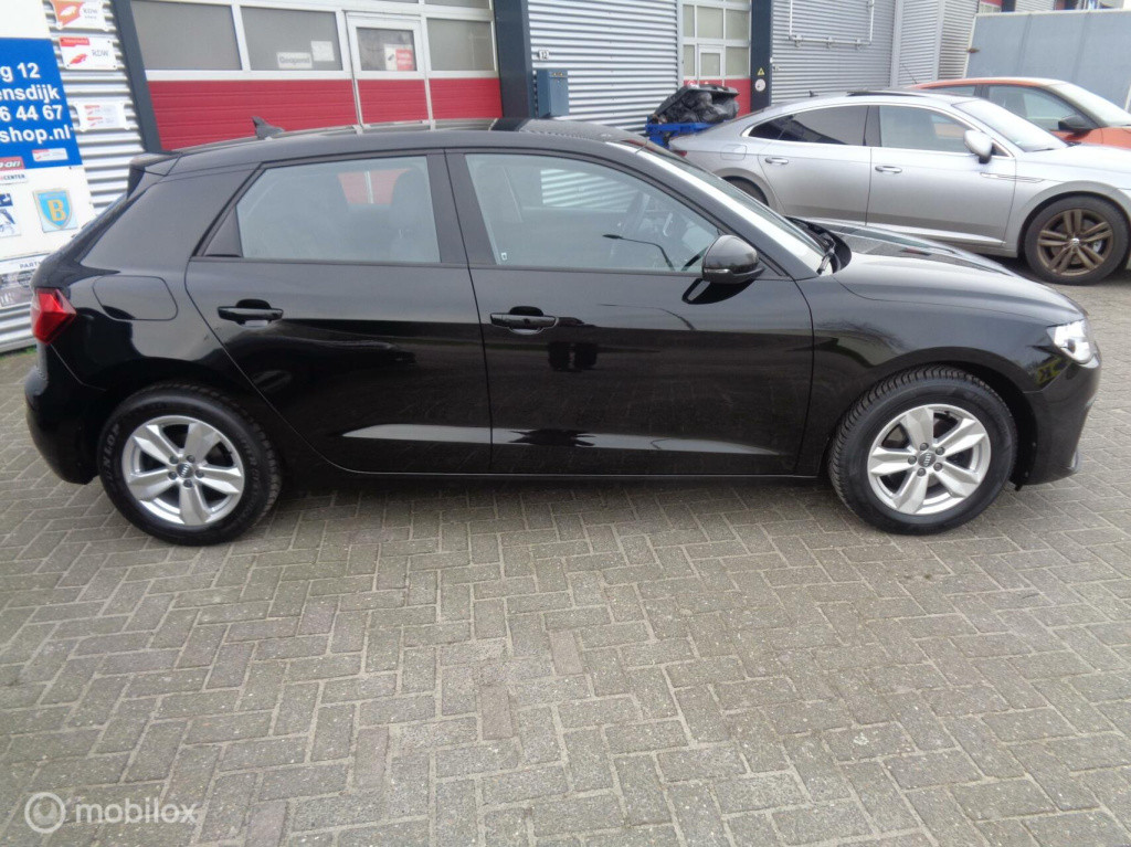Audi A1 Sportback 30 tfsi 115pk automaat/airco/ecc/carplay/lm velgen/pdc