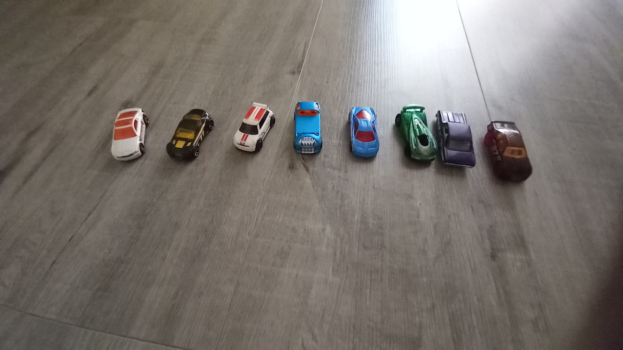 Hotwheel garage