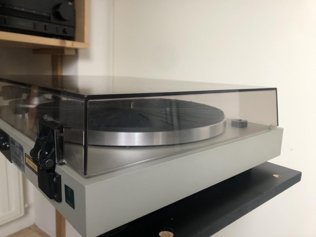 Akai playenspeler AP-B21.