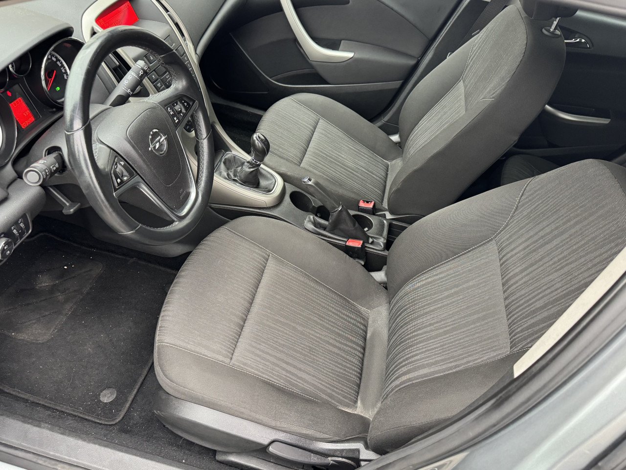 Opel Astra 1.6i Edition 5 deurs AIRCO ! ! !
