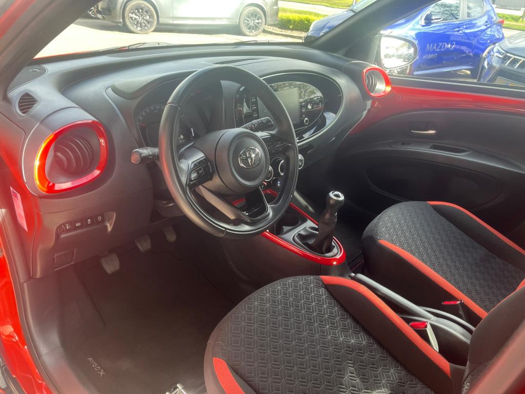 Toyota Aygo x 1.0 vvt-i mt envy|achteruitrijcamera|rijklaar