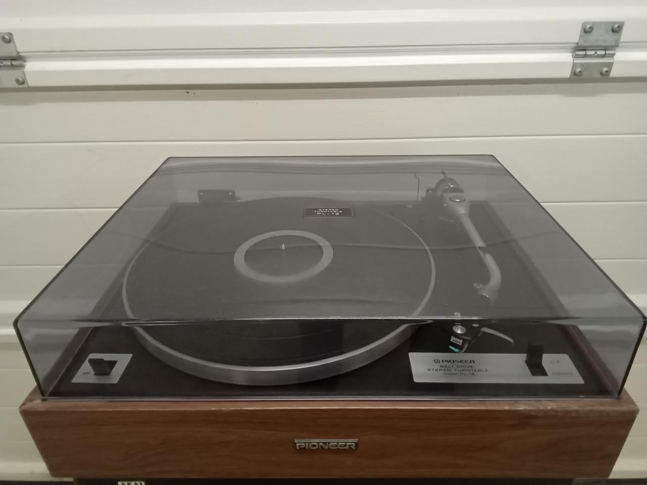 Pioneer  platenspeler opknapper