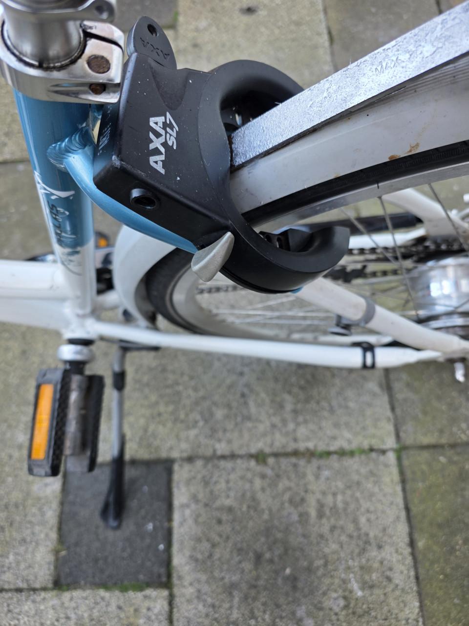 Dames fiets SPARTA met 7 versnellingen-Fr.maat 48cm-28inch-Slot AXA