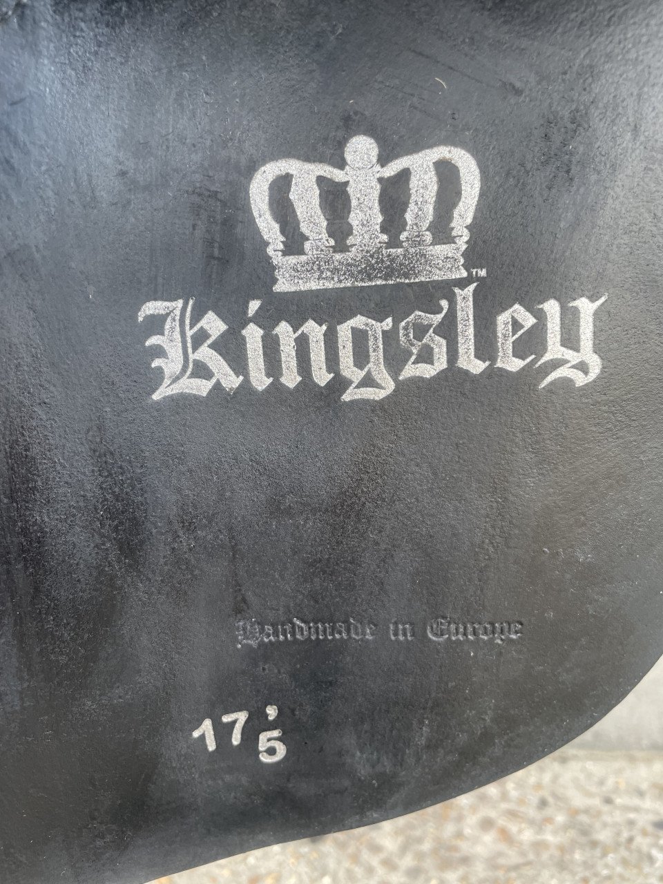 Dressuurzadel Kingsley in nieuwstaat