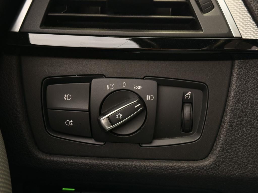 BMW 3-serie 330e m-sport | leder | harman/kardon | memory | stoel/stuurverw