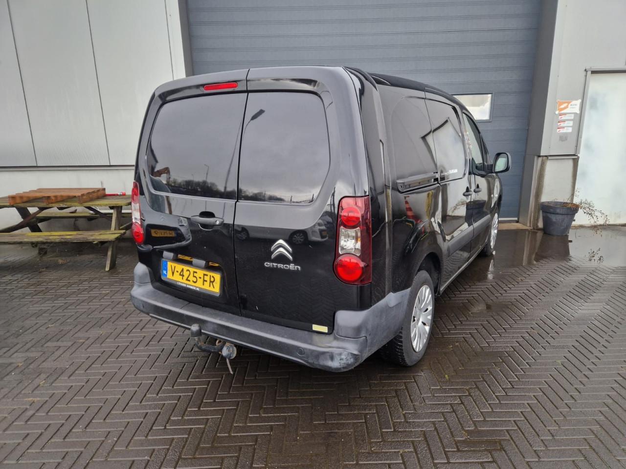 TE KOOP CITROEN BERLINGO 1.6 BLUE HDI 100 COMFORT S&S EURO 6