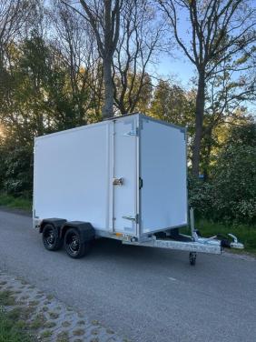 Gesloten aanhanger 300x150x180