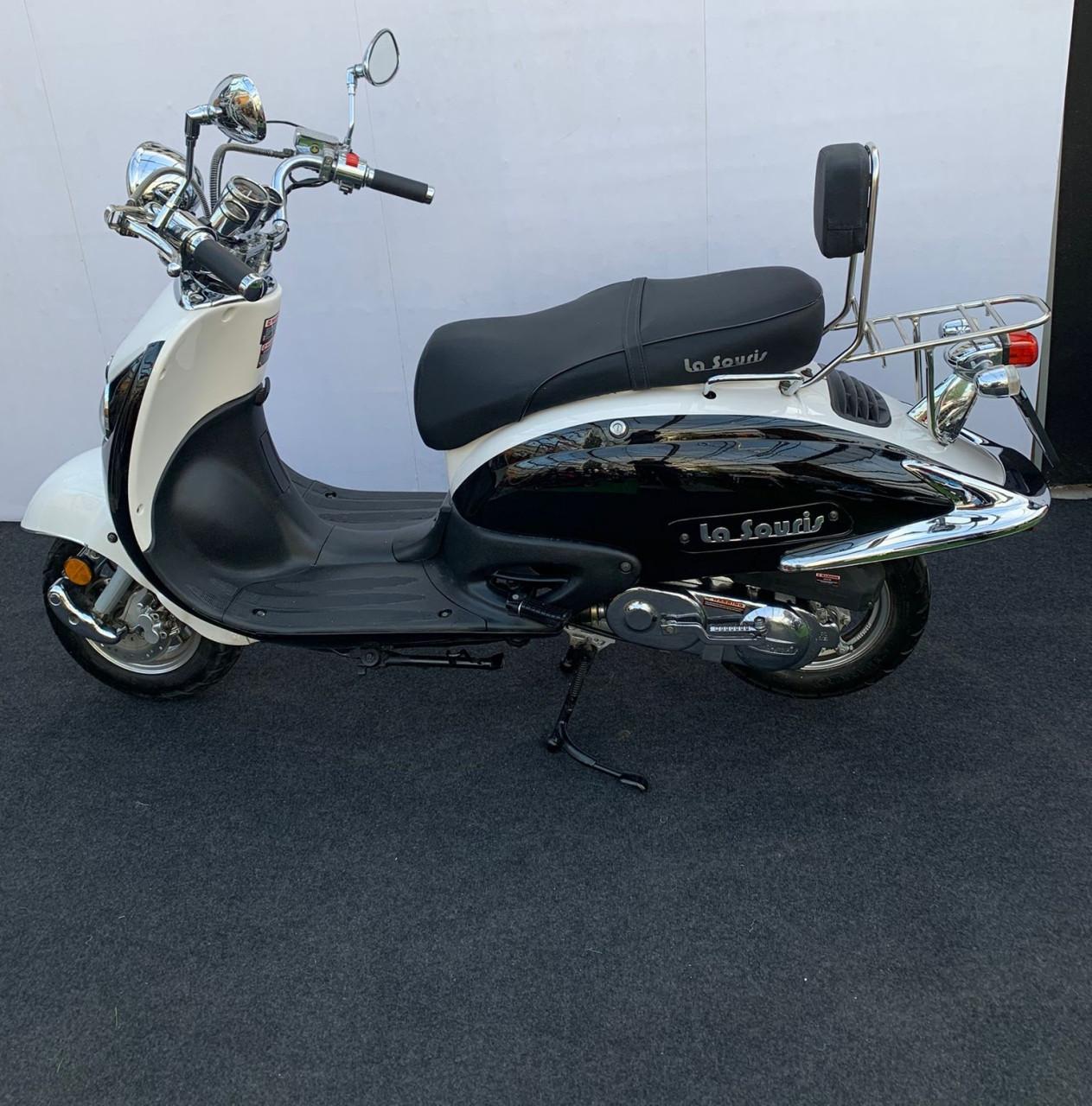 Op zoek naar een betrouwbare scooter voor een scherpe prijs?