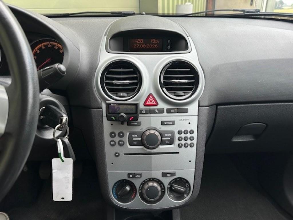 Opel Corsa 1.2-16v anniversary edition