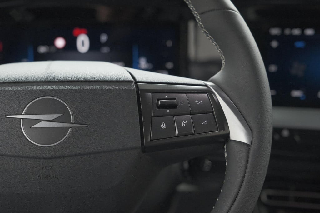 Opel Mokka turbo 130 at8 gs | nieuw model | camera | massagefunctie | apple