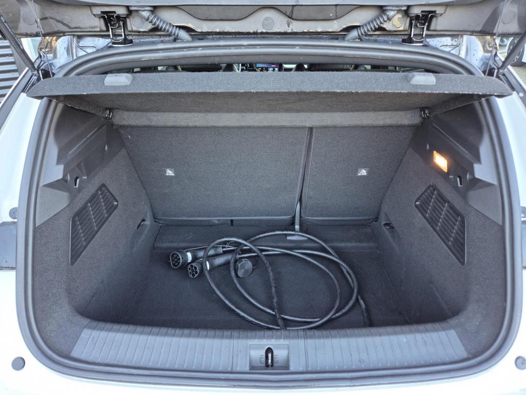 Renault Megane E-tech ev60 optimum charge techno 360° camera, blind spot de