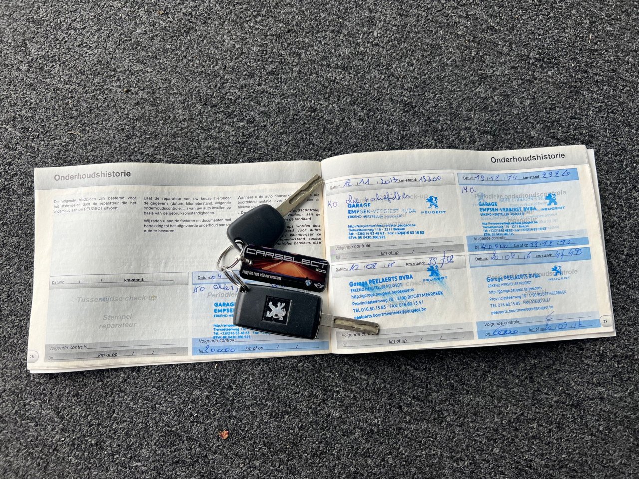 Puntgave Peugeot 207 Cabrio uit 2012 met slechts 100.500 km