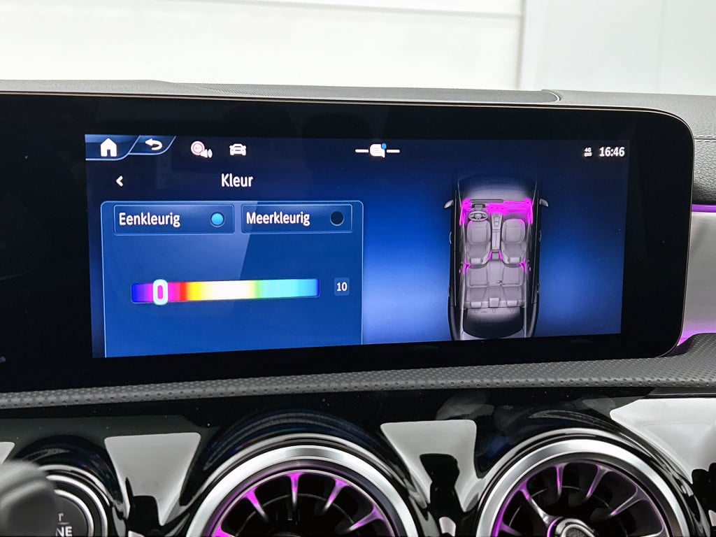Mercedes-Benz Cla 180 business solution amg | amg line plus pakket | head-u