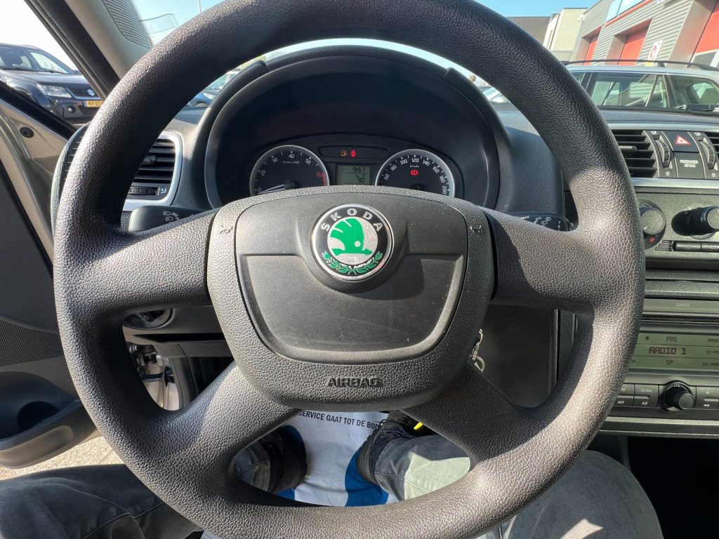 Skoda Fabia combi 1.4-16v ambition business line, airco, trekhaak enz...