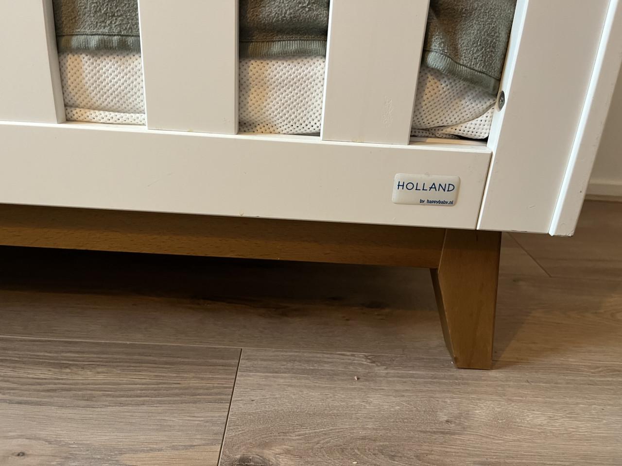 Commode, ledikant inclusief matrasje (aerosleep optioneel)