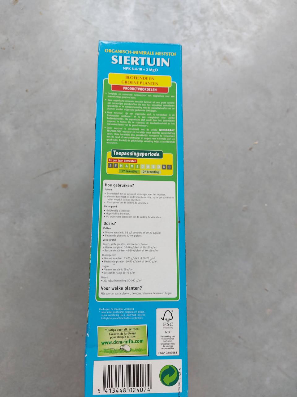 Bemesting voor bloeiende en groene planten