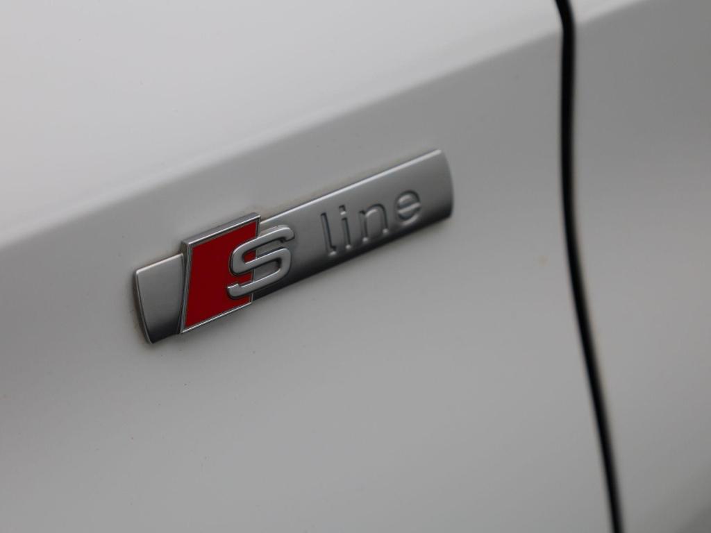 Audi A3 sportback 35 tfsi s edition | automaat | stoelverwarming | s-line s
