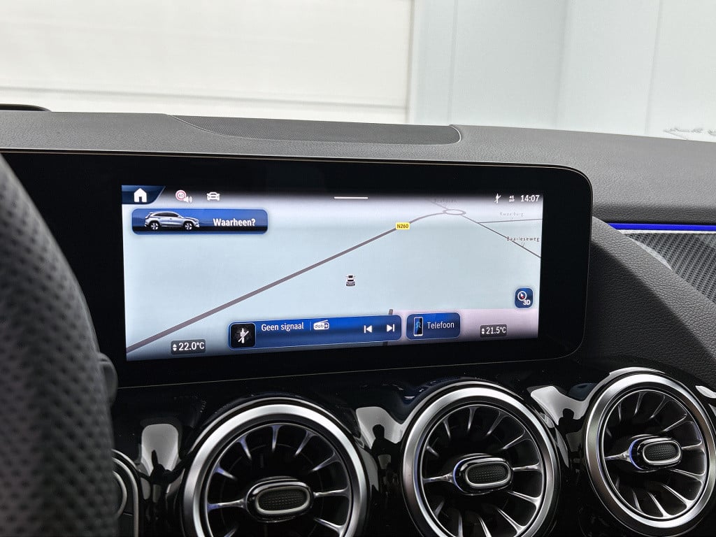 Mercedes-Benz Gla-klasse 250 e business solution amg | premium plus pakket 